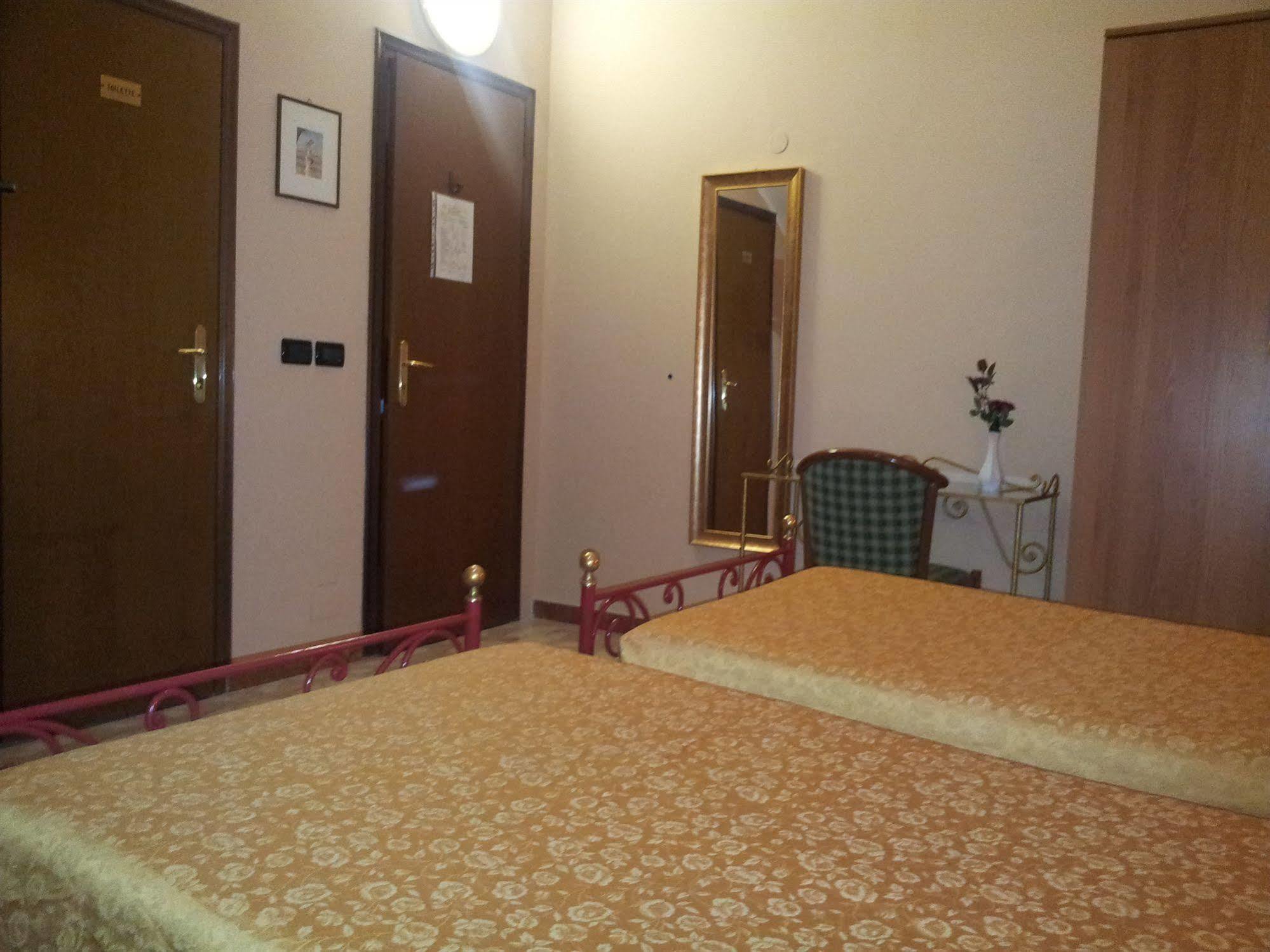 Hotel Imperial 都灵 外观 照片